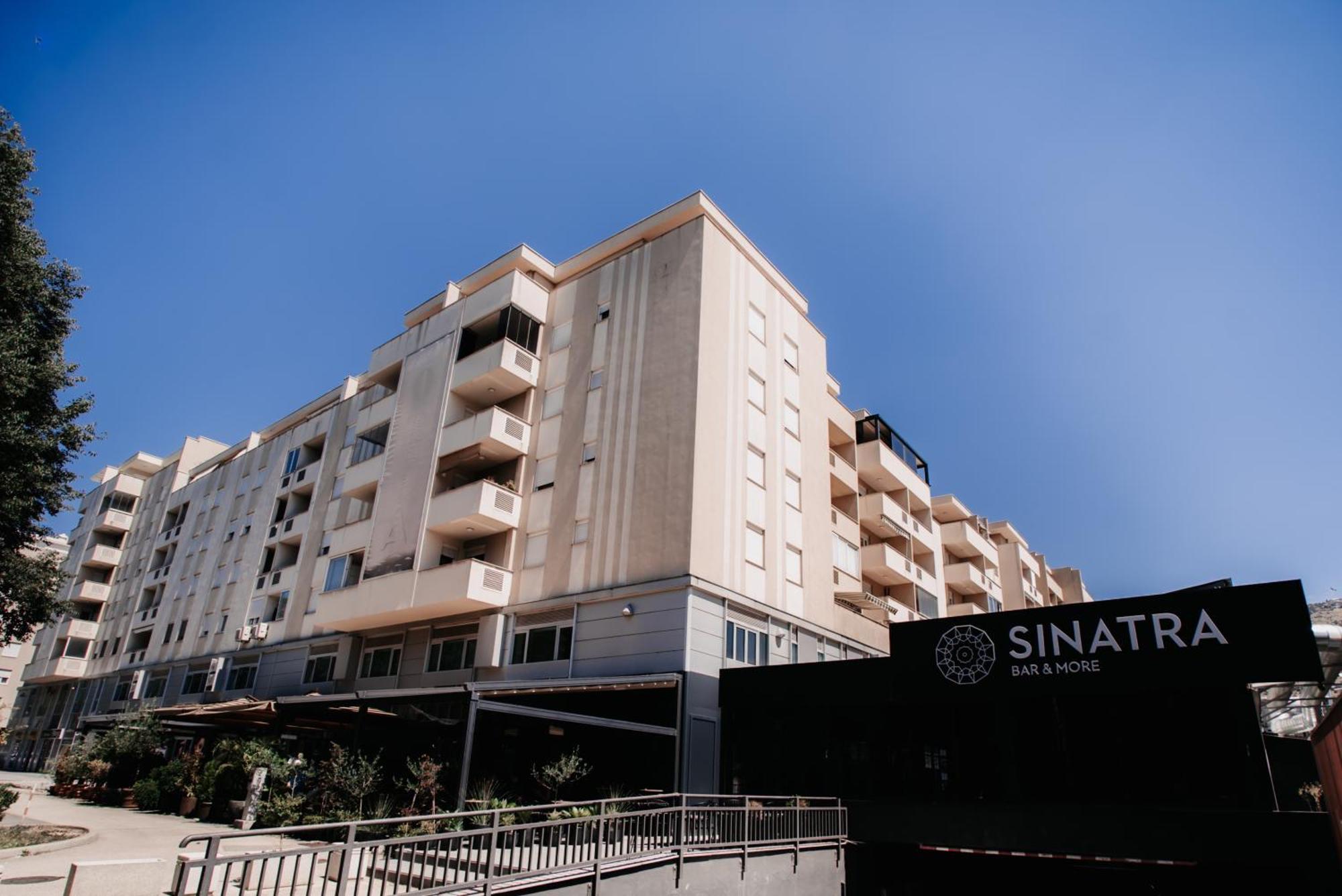 דירות מוסטר Toro Hospitality מראה חיצוני תמונה