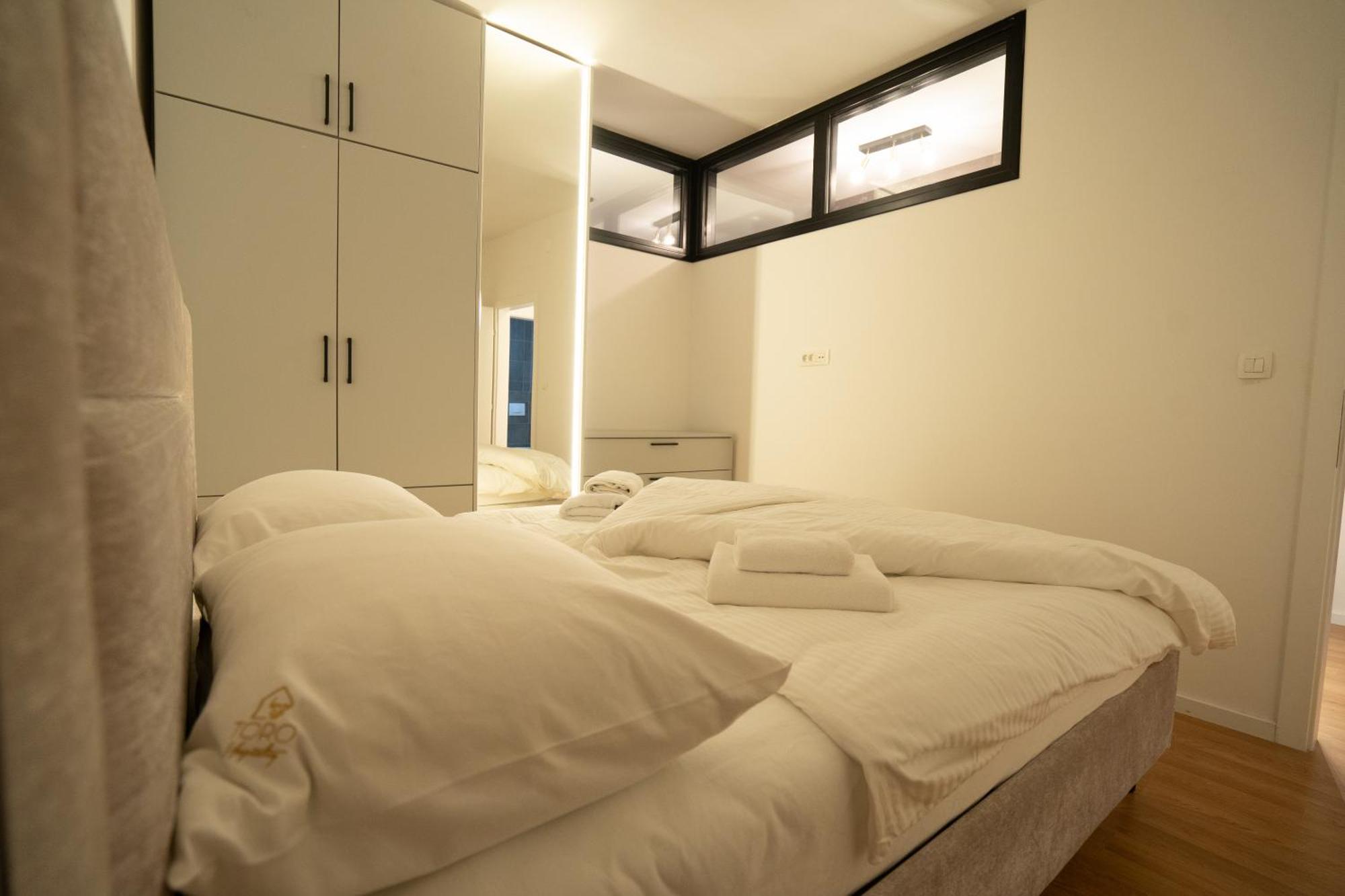 דירות מוסטר Toro Hospitality מראה חיצוני תמונה