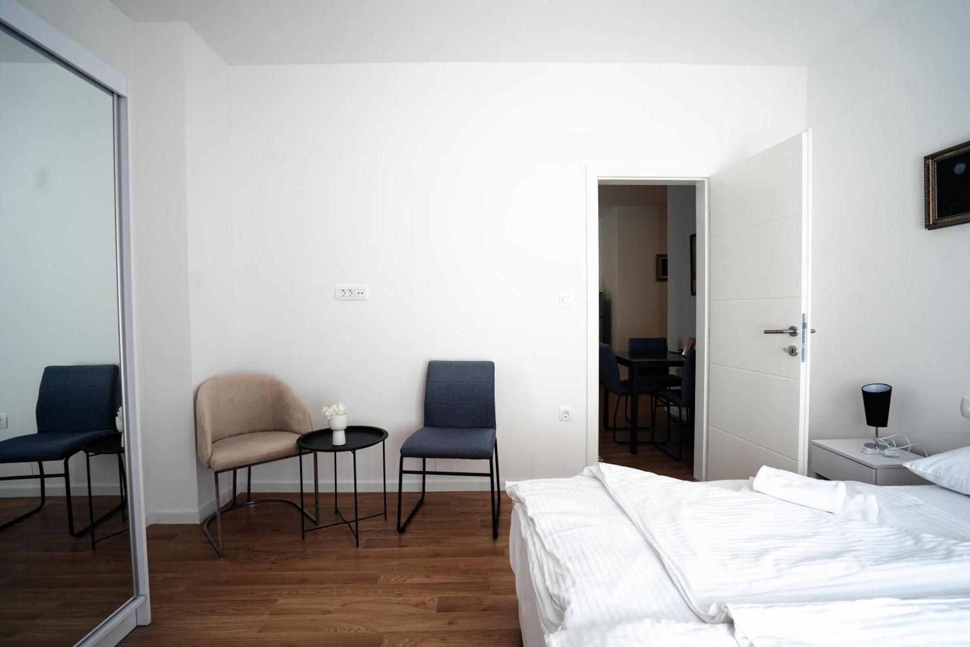 דירות מוסטר Toro Hospitality חדר תמונה